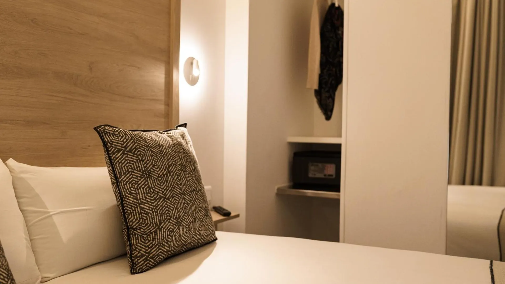 ***  Casa Lit Barcelona Hotel Spain
