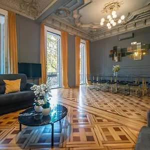 https://you-stylish-city-centre-apartments.topbarcelonahotels.com